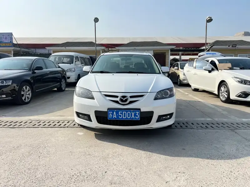 Mazda 3, 2011