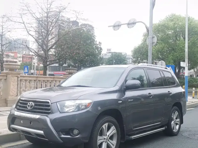 Toyota Highlander, 2010