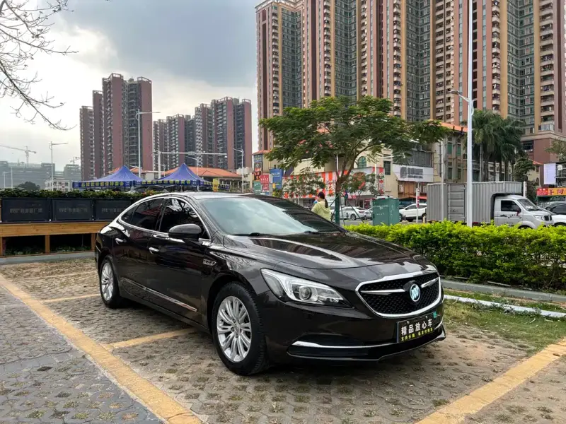 Buick LaCrosse, 2017