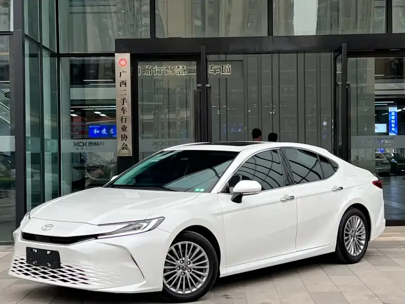 Toyota Camry, 2025