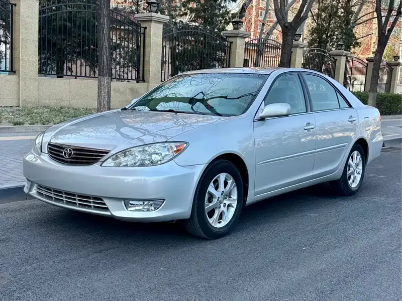 Toyota Camry, 2005