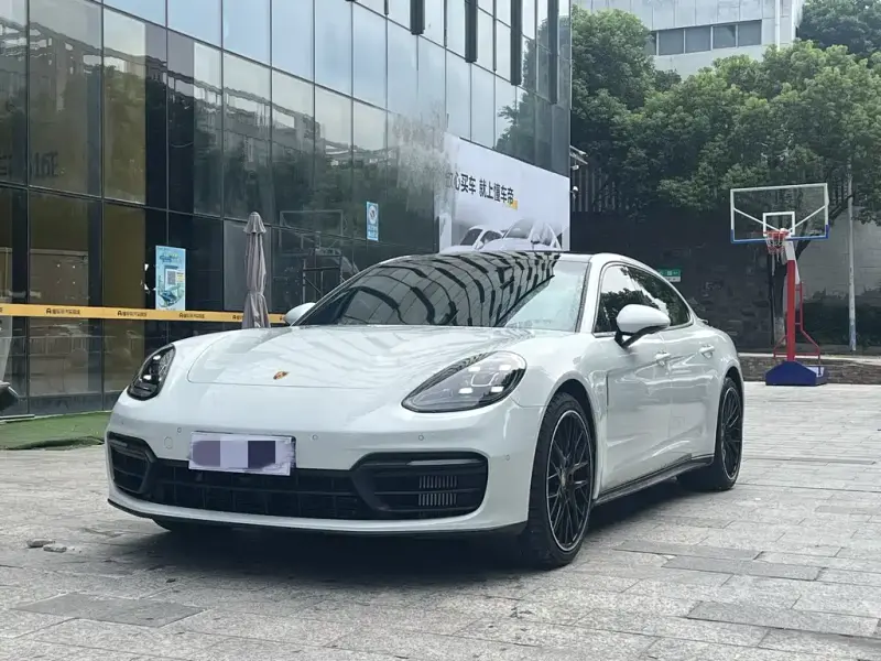 Porsche Panamera, 2021