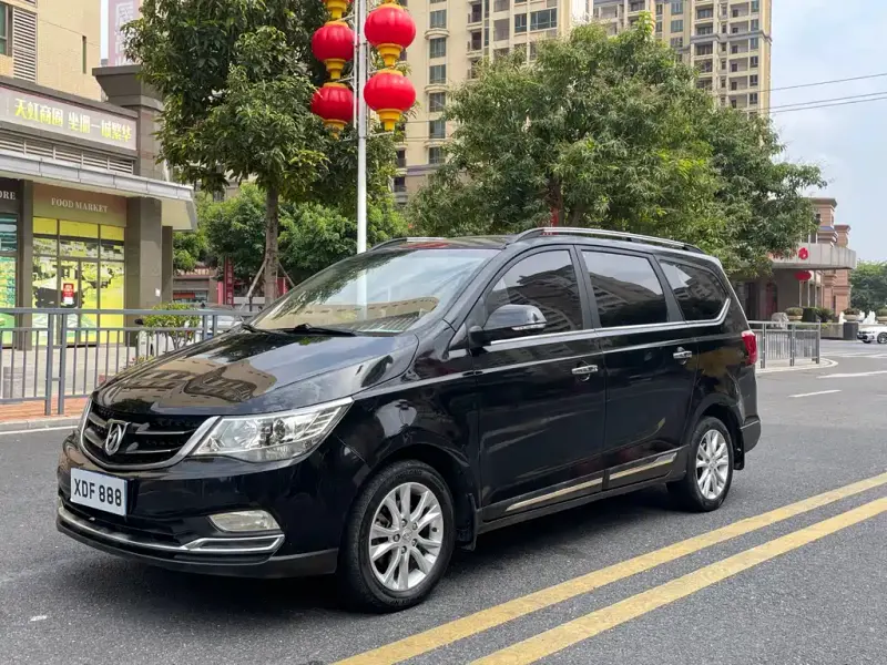 Baojun 730, 2017