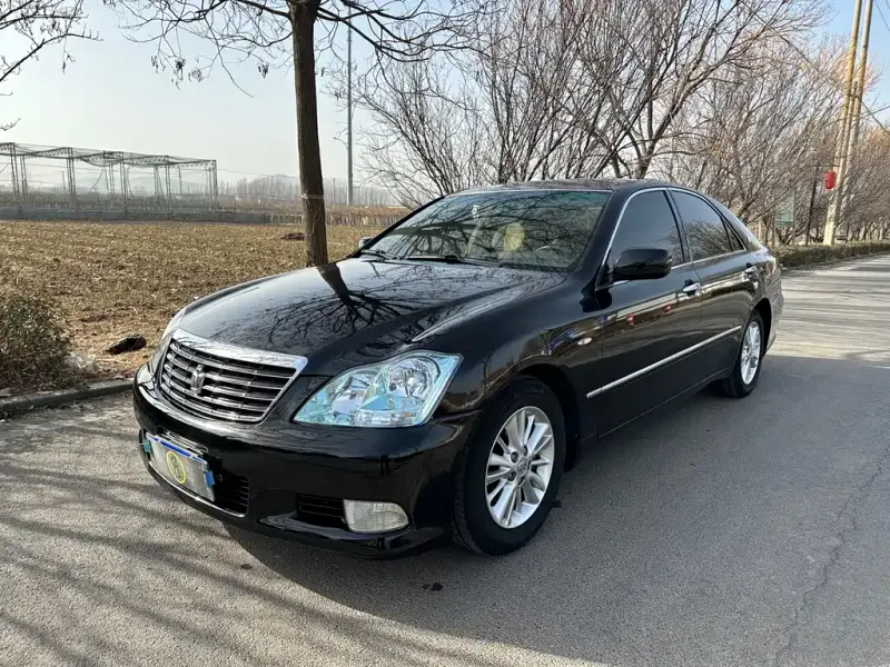Toyota Crown, 2008