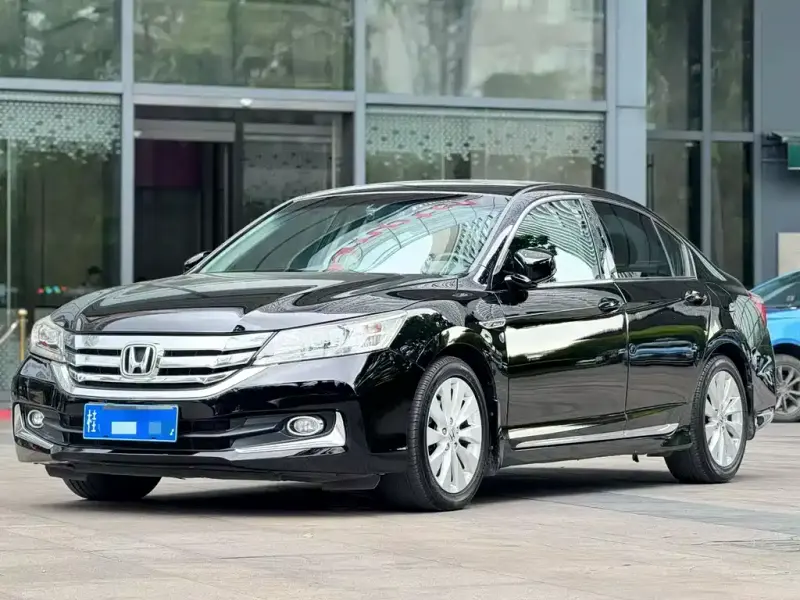 Honda Accord, 2015