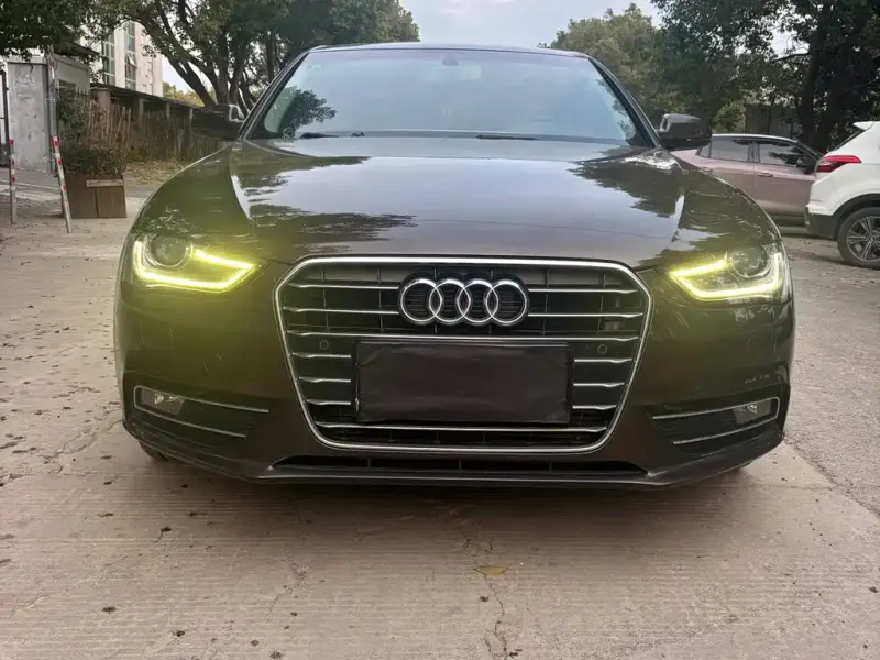 Audi A4L, 2016