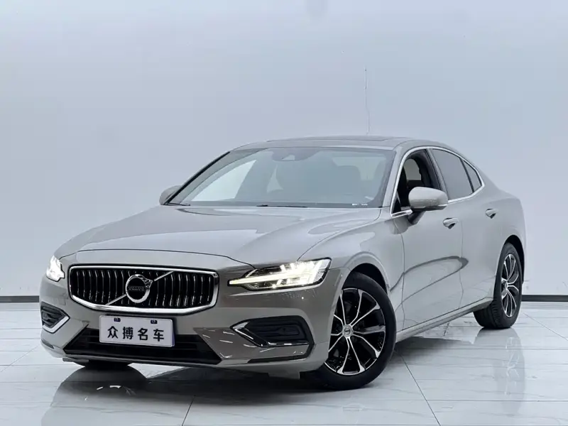Volvo S60, 2021