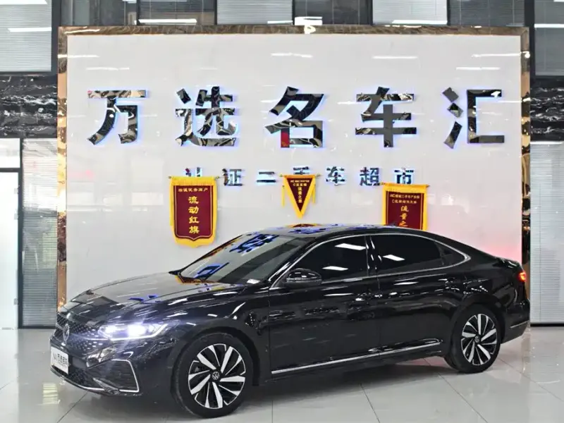 Volkswagen Passat, 2022