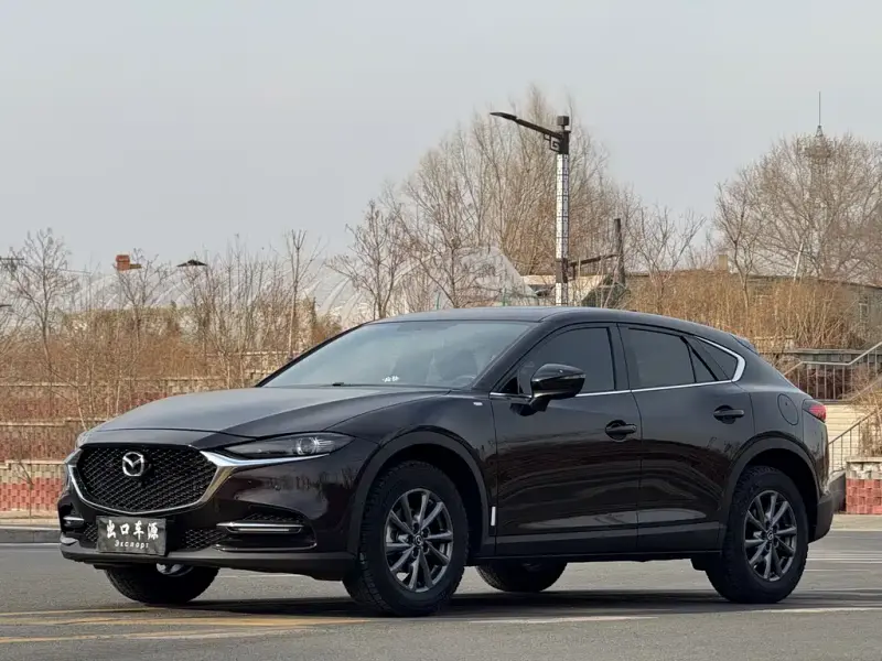 Mazda CX-4, 2023