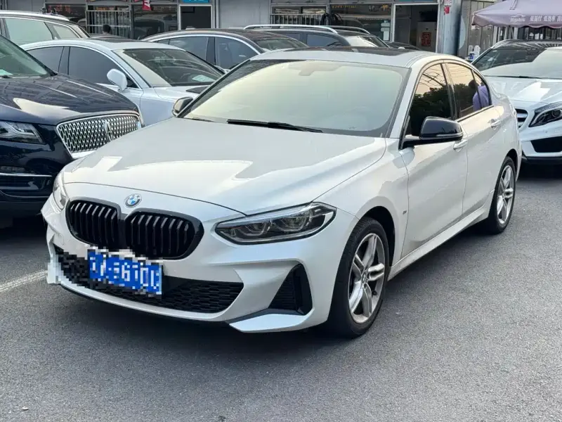 BMW 1 Series, 2021