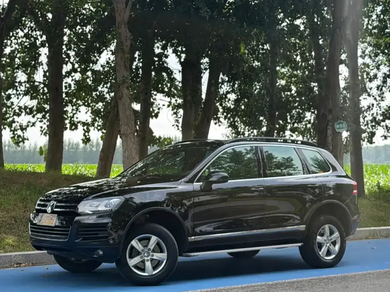 Volkswagen Touareg, 2013