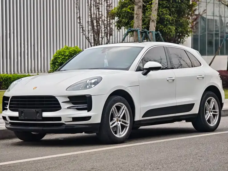 Porsche Macan, 2021
