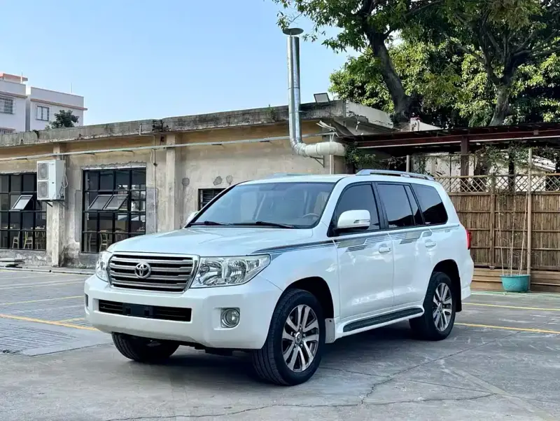 Toyota Land Cruiser, 2016