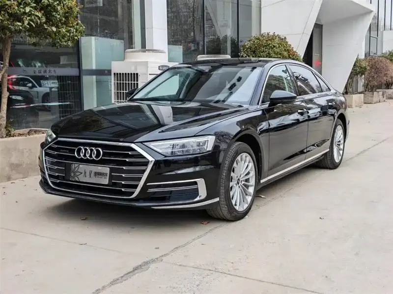 Audi A8, 2021