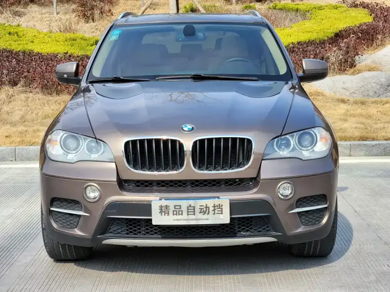 BMW X5 (Import), 2013
