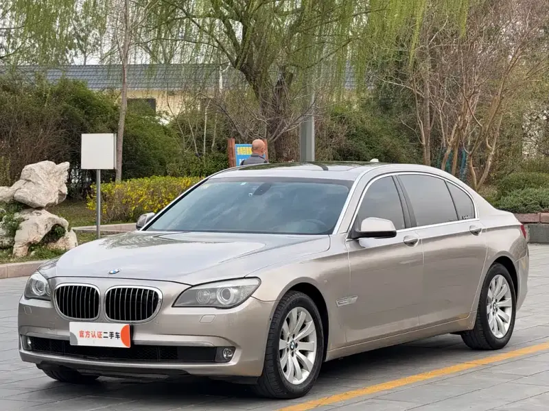 BMW 7 Series, 2012