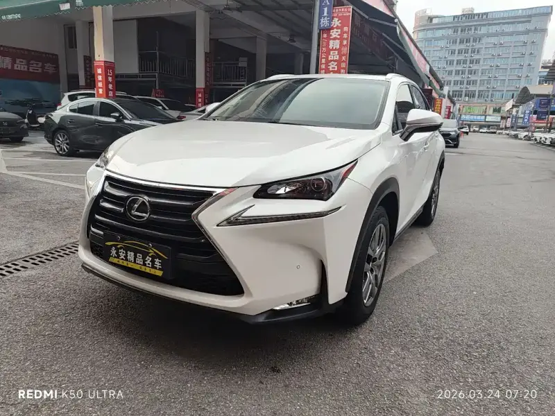 Lexus NX, 2015