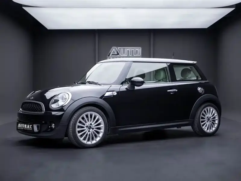 MINI Mini, 2014