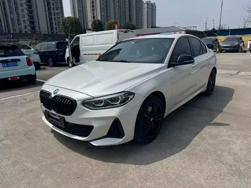BMW 1 Series, 2021
