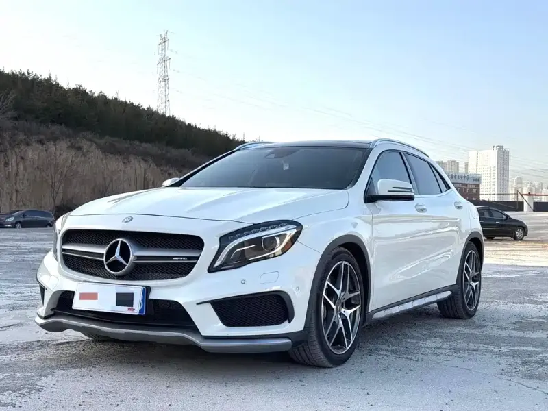 Mercedes-Benz GLA AMG, 2016