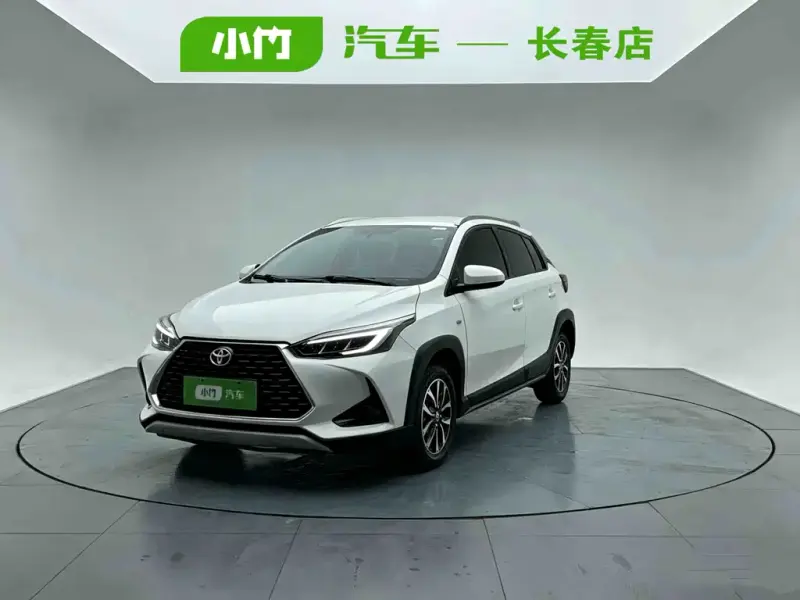 Toyota Yaris L, 2022