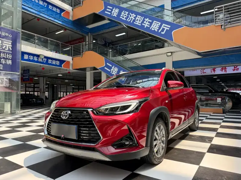 Toyota Yaris L, 2023