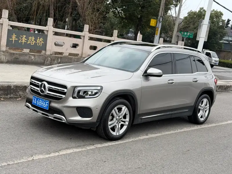 Mercedes-Benz GLB, 2020