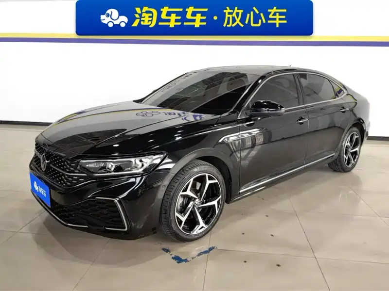 Volkswagen Passat, 2023