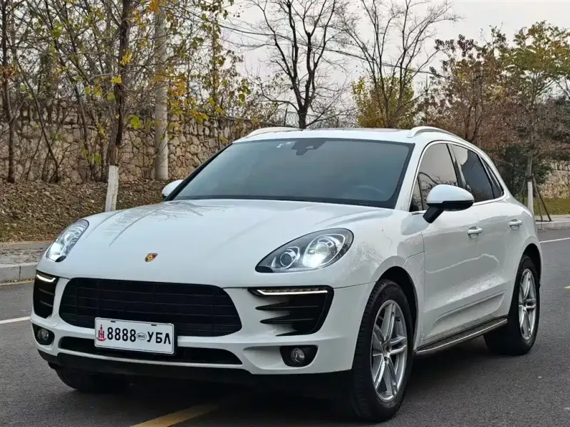 Porsche Macan, 2016