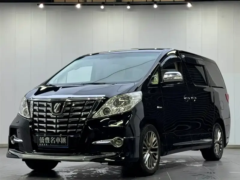 Toyota Alphard, 2015