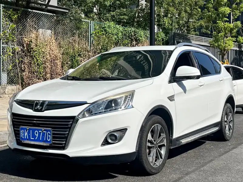 Luxgen U6, 2015