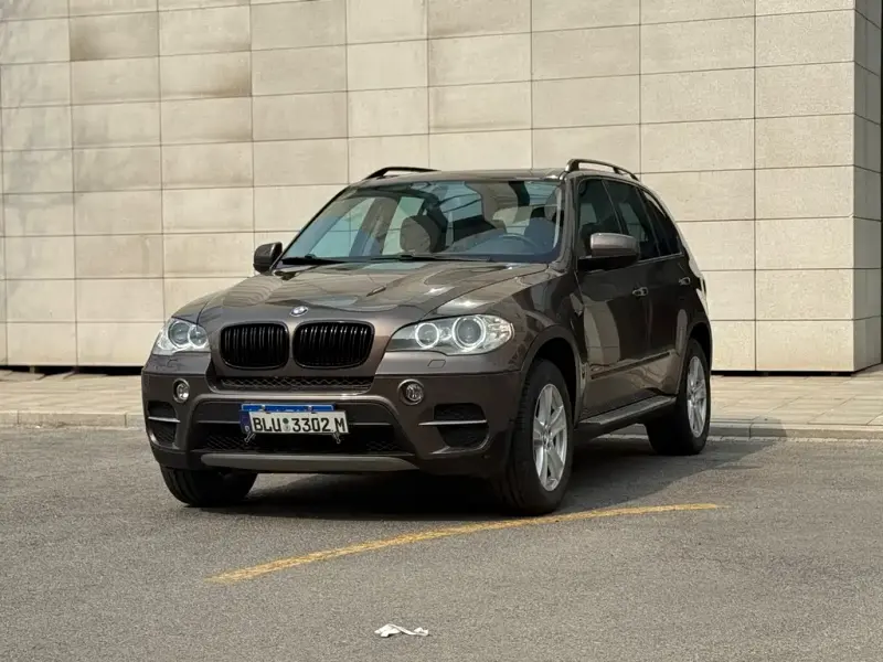 BMW X5 (Import), 2012