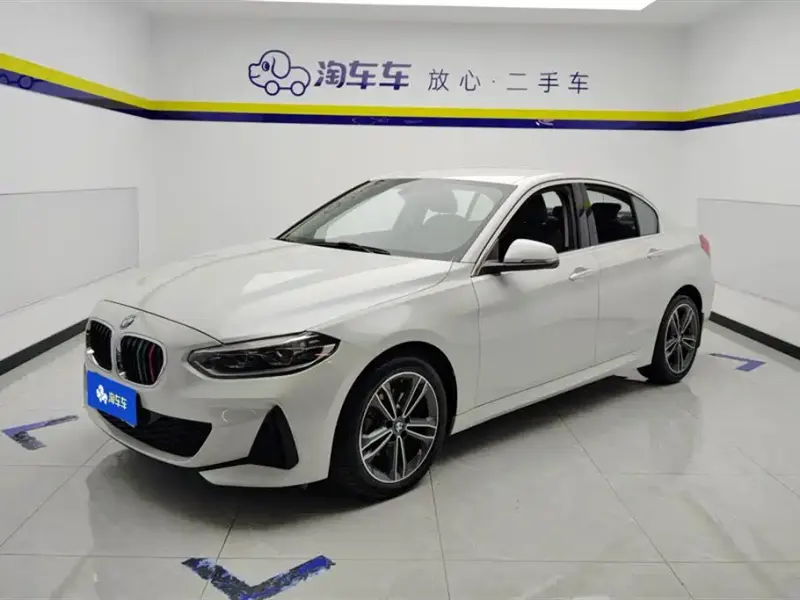 BMW 1 Series, 2021