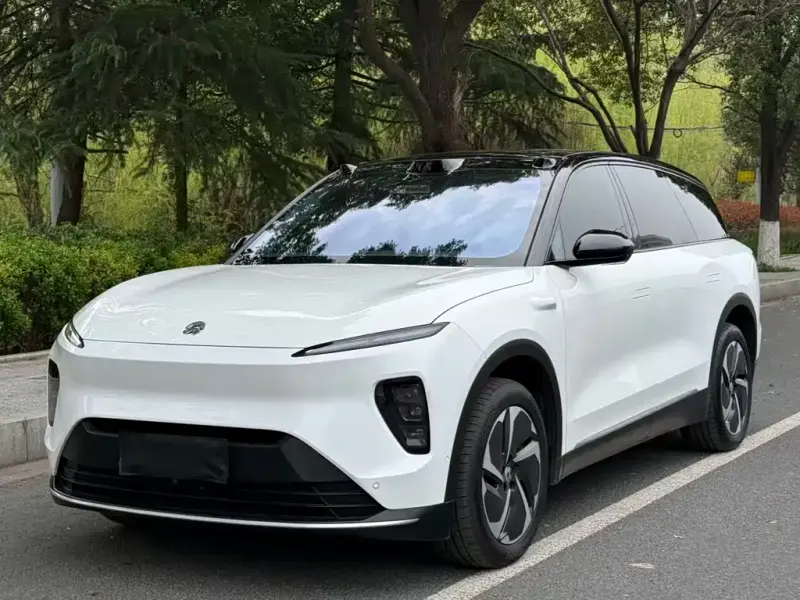 NIO ES8, 2024