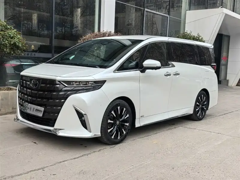Toyota Alphard, 2025