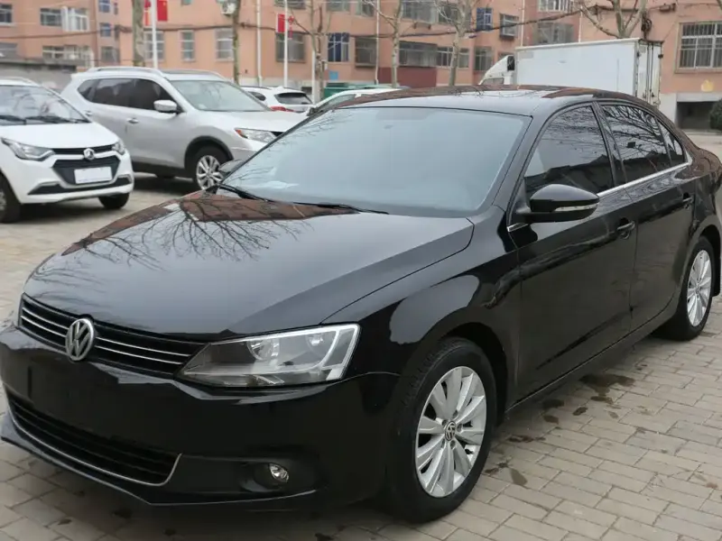 Volkswagen Sagitar, 2015