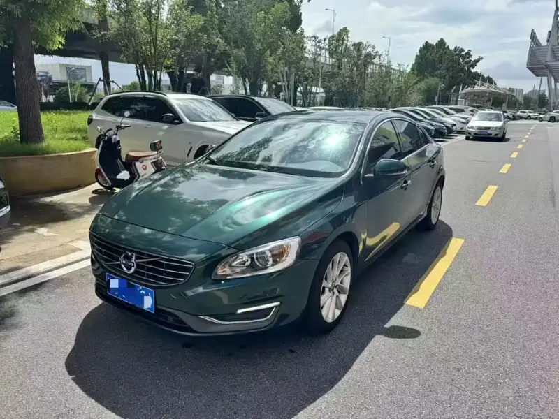 Volvo S60, 2015