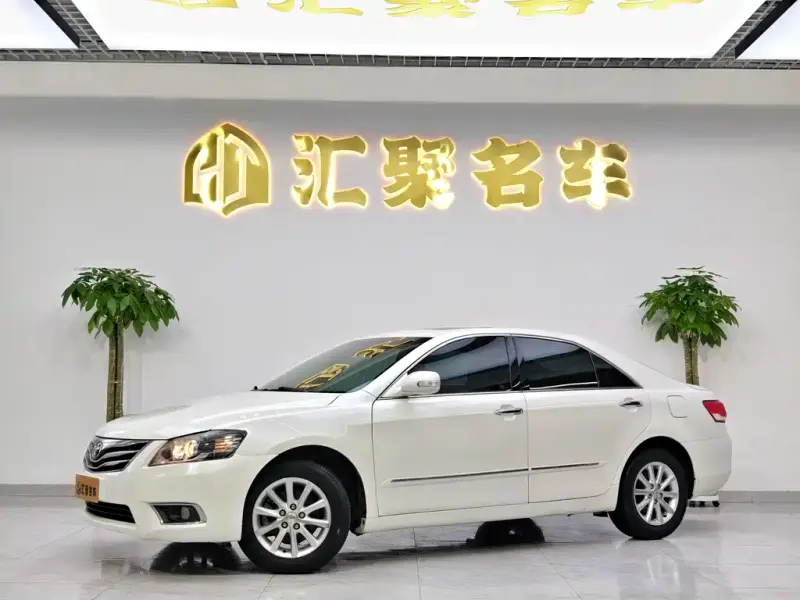 Toyota Camry, 2013