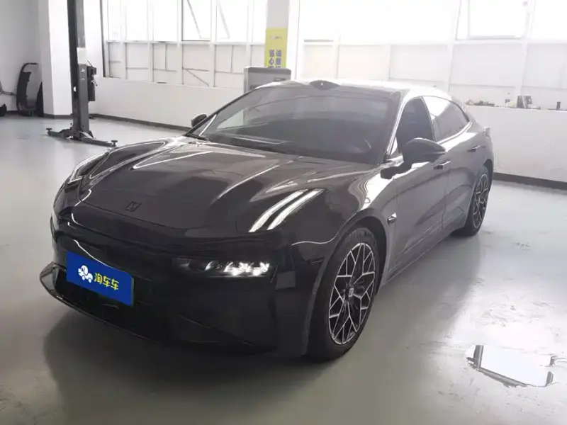 Zeekr 001, 2025