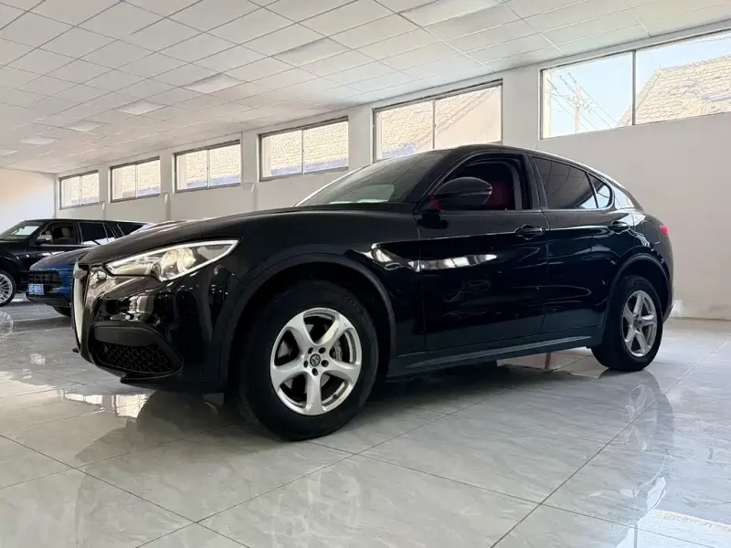 Alfa Romeo Stelvio, 2019
