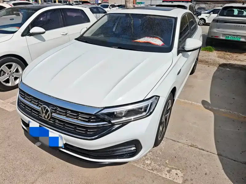 Volkswagen Sagitar, 2025