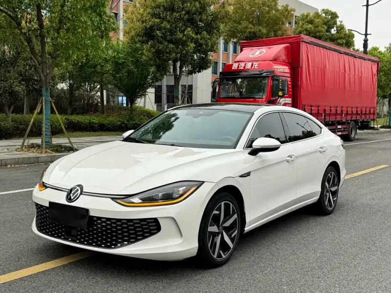 Volkswagen Lamando, 2023