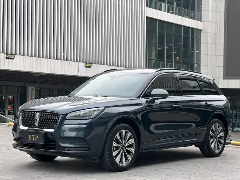 Lincoln Corsair, 2023