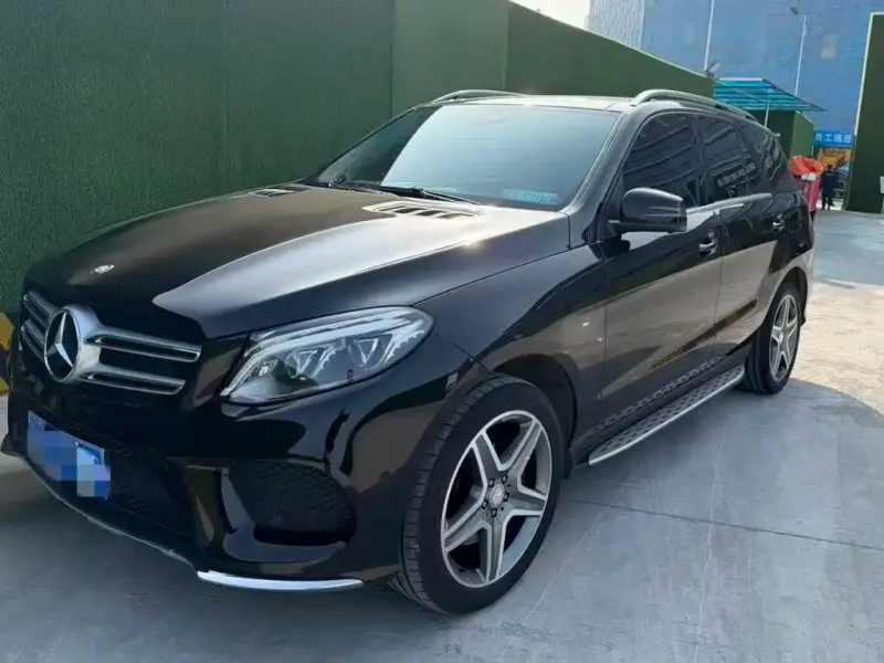 Mercedes-Benz GLE, 2016