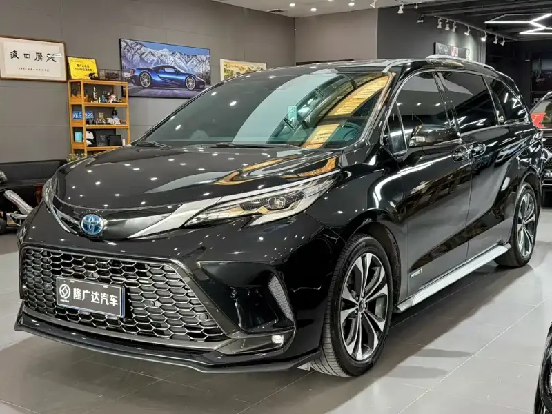 Toyota Granvia, 2023