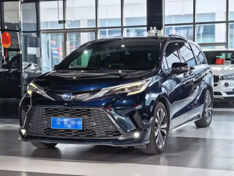 Toyota Granvia, 2023