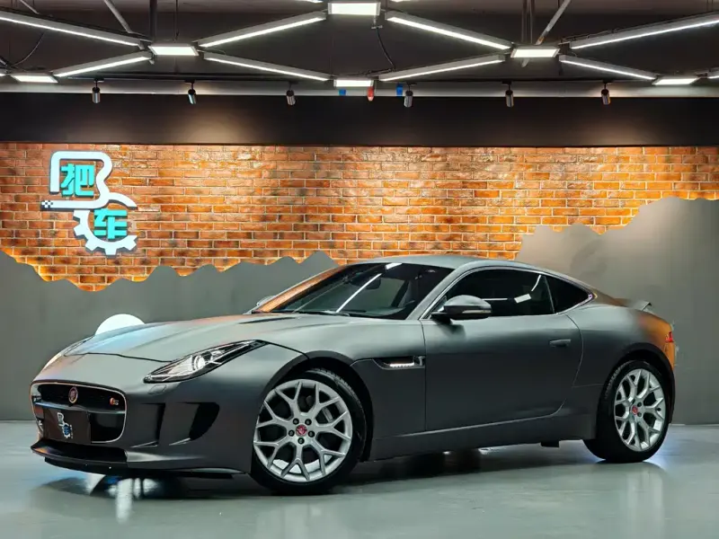 Jaguar F-TYPE, 2015