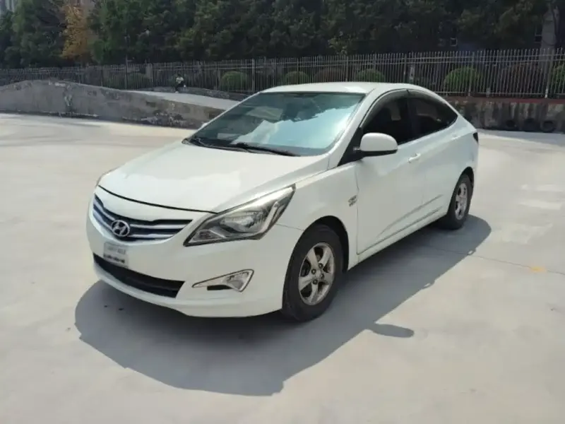 Hyundai Verna, 2014