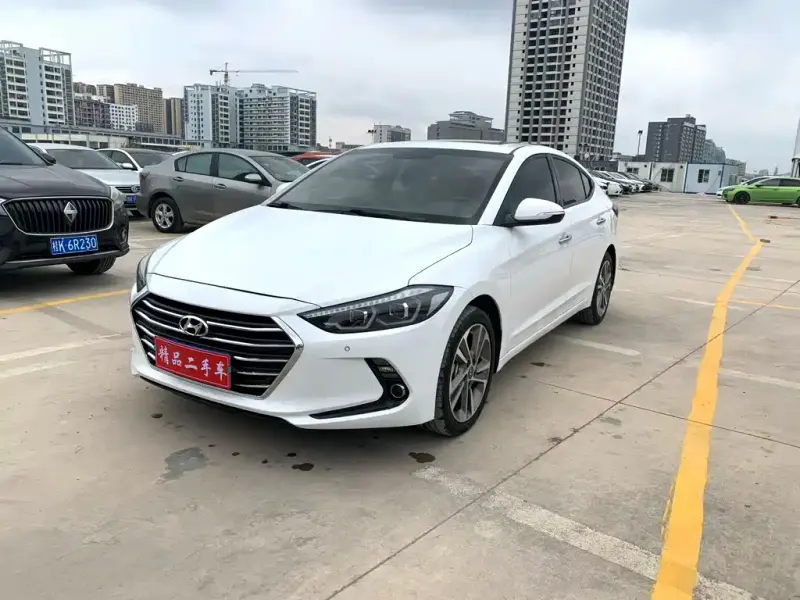 Hyundai Elantra, 2017
