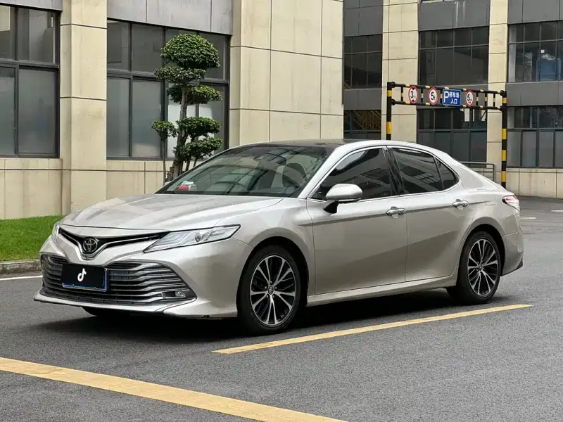 Toyota Camry, 2018